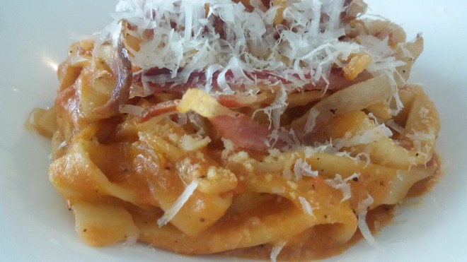 Fettucce all'Amatriciana, Ristorante Moma - foto A. Di Costanzo